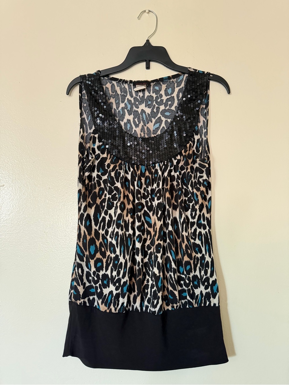 *BRAND NEW* JCPenney Tan And Blue Leopard Print Sleeveless Black Sequin Trim Top